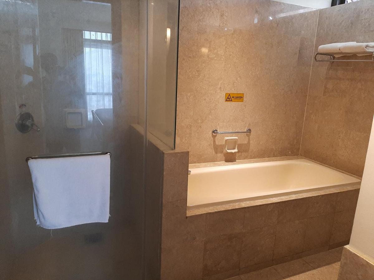 Family Apartment At Times Square Kuala Lumpur Buitenkant foto